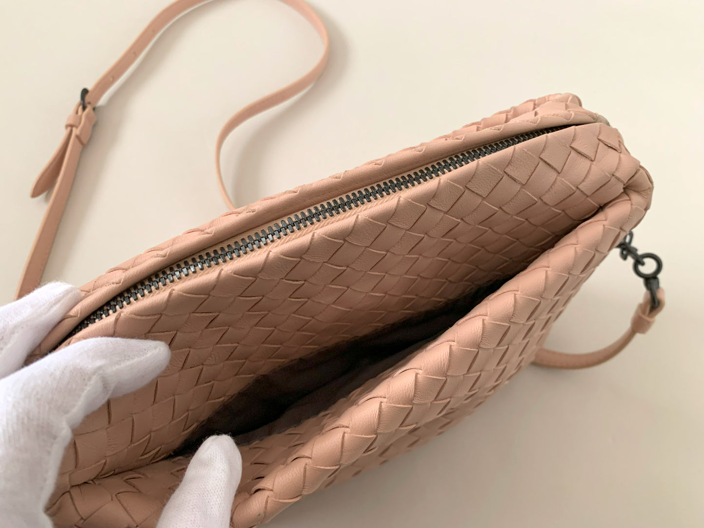 BOTTEGA VENETA ボッテガヴェネタ ショルダーバッグ イントレチャート 12108