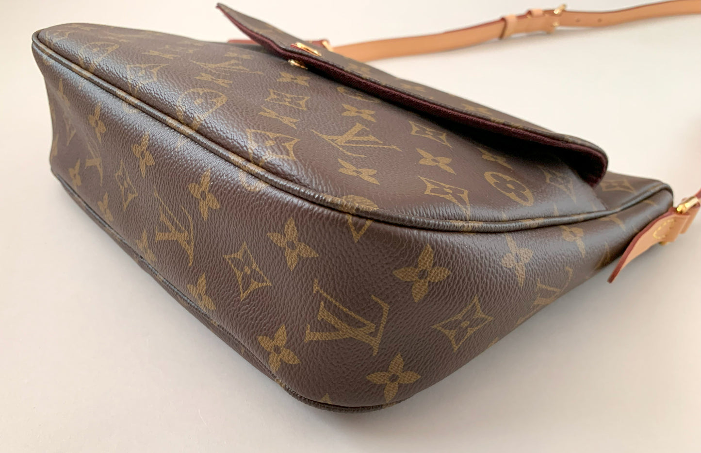 LOUIS VUITTON ルイ・ヴィトン ショルダーバッグ マビヨン 12111